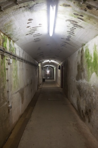 Tunnel im Bunkersystem unter dem Oberland