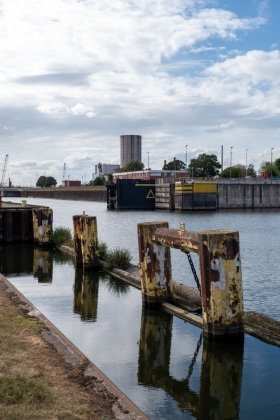 Schleuse Industriehafen