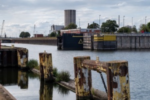 Schleuse Industriehafen