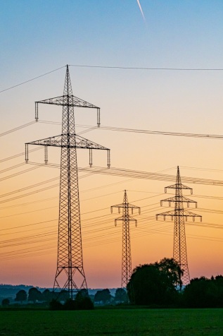 Stromleitungen
