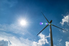 Windkraft und Sonne